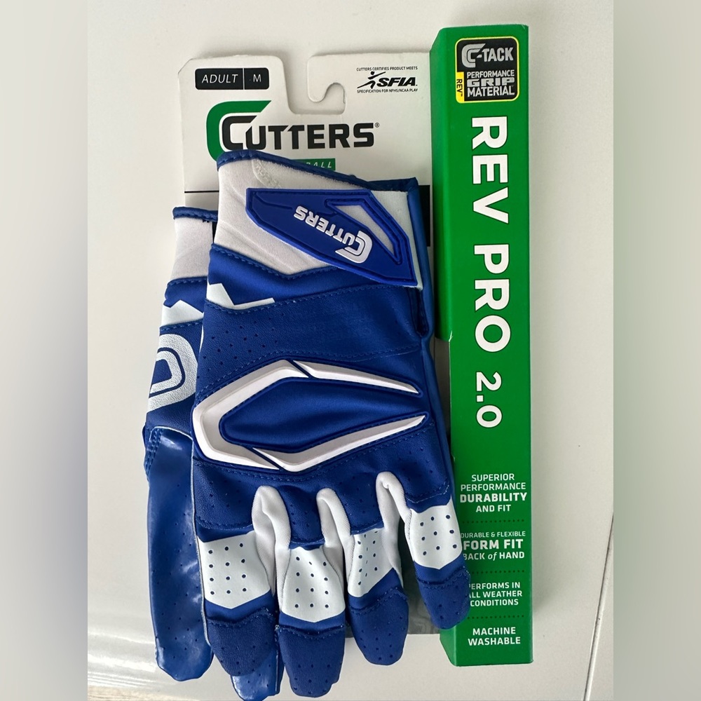 CUTTERS GAMER LB/RB FOOTBALL GLOVES